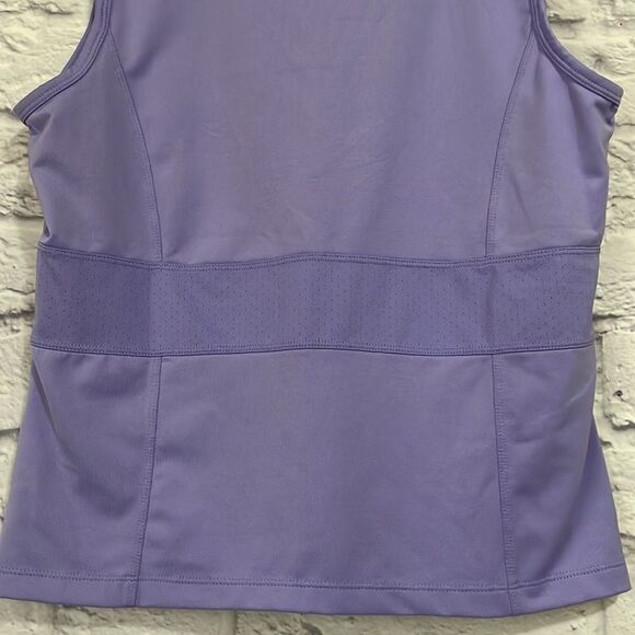 IZOD Sleeveless Activewear Top Size Medium - Picture 6 of 9